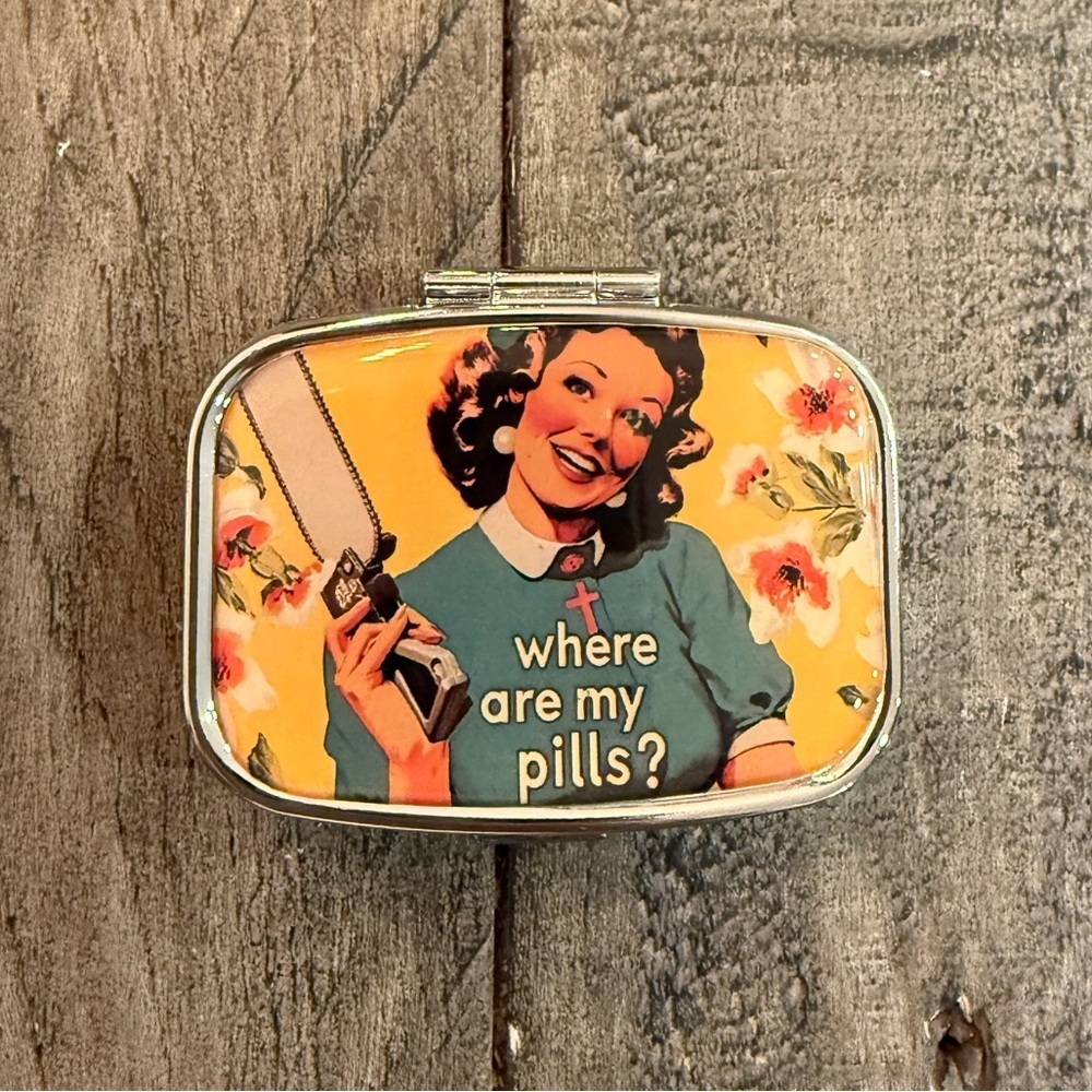 BNWT “Where Are My Pills” 2 Compartment Pill Case - Picture 2 of 5